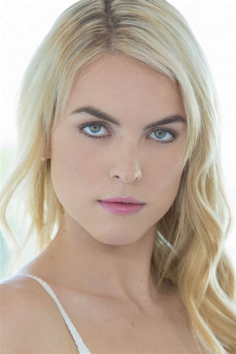 Keira Nicole was born in "The Golden State" of California on October 30, 1996. The statuesque (5' 9") blonde of English, Irish and German descent began her adult film career in 2014. She joined the Nexxxt Level Talent Agency whom she greatly credits as her strongest support base. 